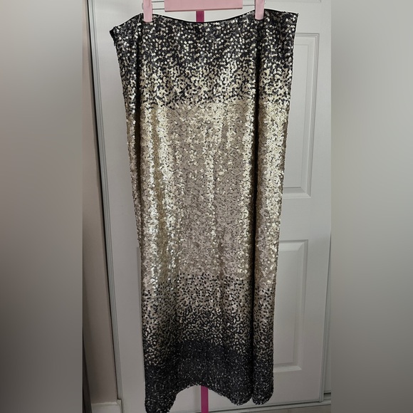 Heidi Daus Sequined Sirt - Picture 5 of 8